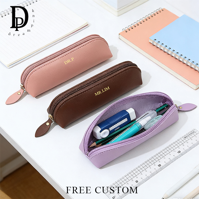 Luxury Skincare Samples - カスタムイニシャルファッションペンポーチPUレザー高級ビジネスオフィス学生用ペンバッグパーソナライズ収納バッグ旅行用化粧ポーチ