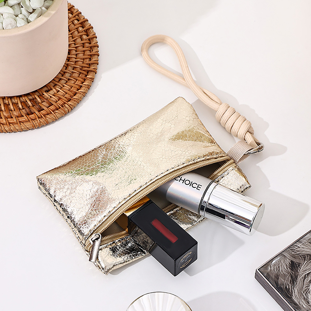 Airfriend シャイニーメイクアップバッグ 小型パーソ - Luxury Skincare Samples のレビューと価格